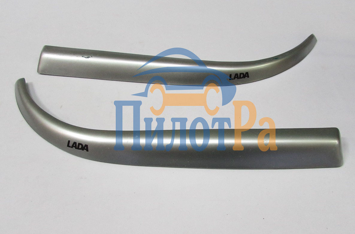 Ресничка фары ВАЗ-2110 (2шт) орг.стекло (мираж,снежка,кварц,папирус,ввалюта) Шаповаленко