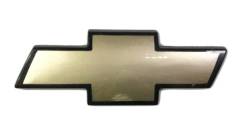 Знак решетки радиатора Шеви-НИВА-2123 Старого образца 2123-8212064