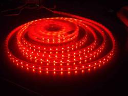 Лента светодиодная 5 метров 12В Красный свет, водостойкие, новые яркие диоды 2835