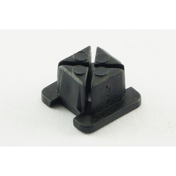 Клипса крепежная п/саморез ВАЗ 2101-08 черная/белая пластмасса квадратная