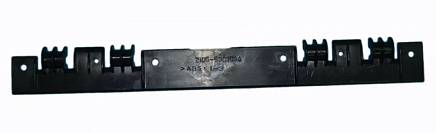 Петля звено крышки бардачка ВАЗ-2105 2105-5303034